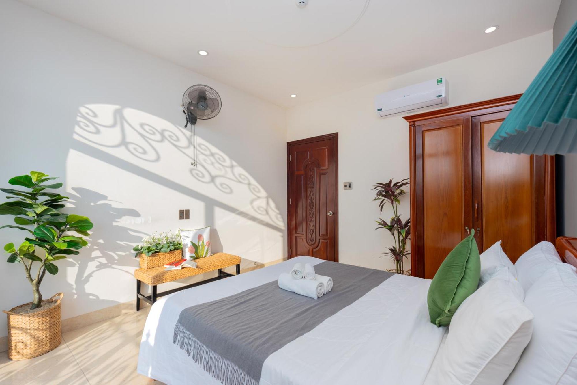 Prague Hotel Вунг Тау Екстериор снимка